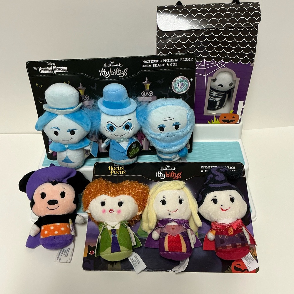 Hallmark Itty Bittys Halloween Plush Set - Hocus Pocus, Haunted Mansion, Minnie
